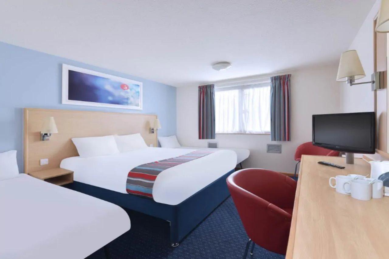 Travelodge Maidenhead Central Extérieur photo