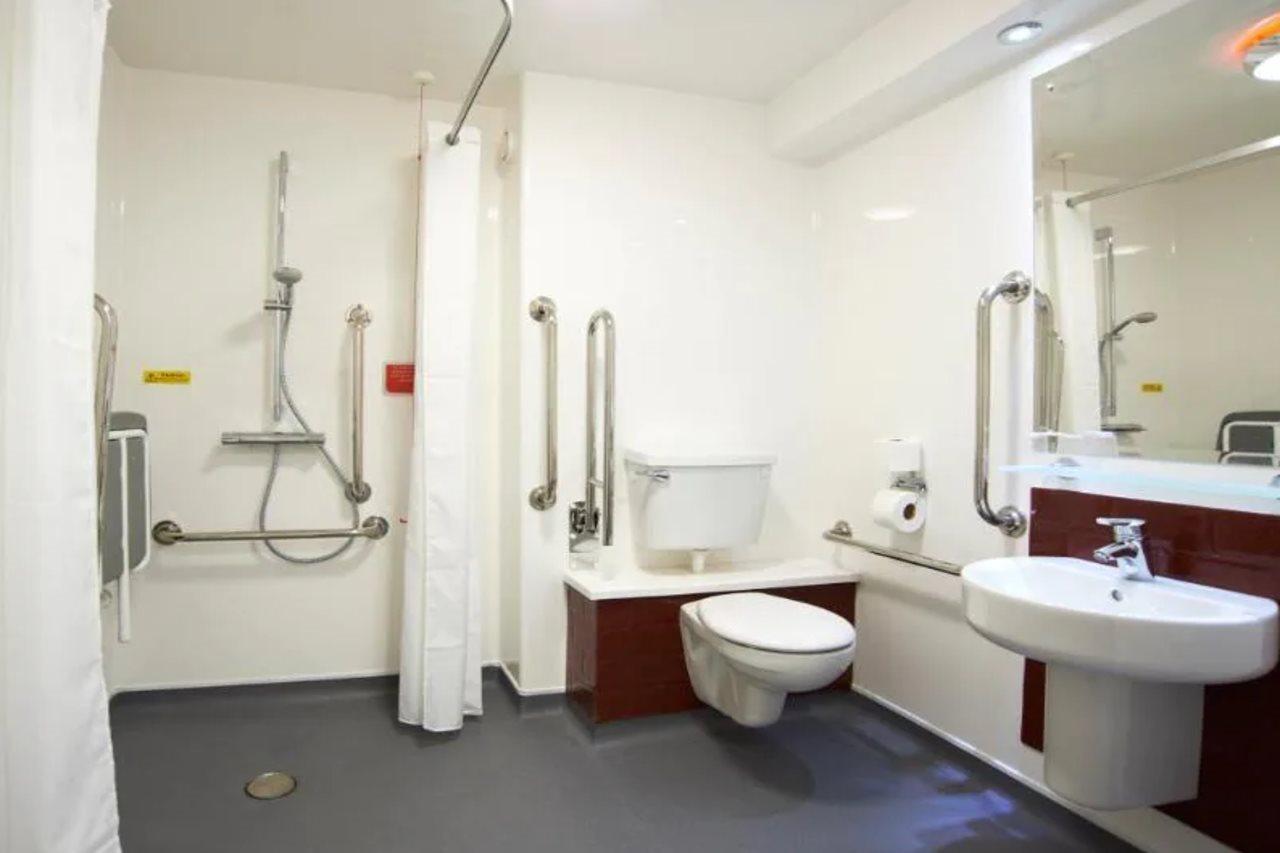 Travelodge Maidenhead Central Extérieur photo
